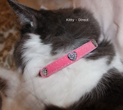 Pink Velvet diamante heart cat and kitten safety collar