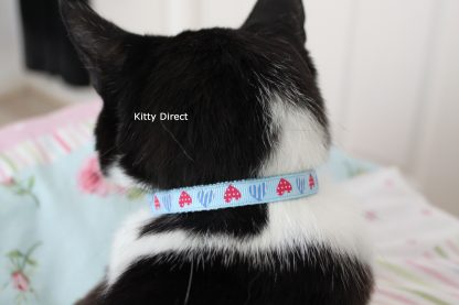 Handmade Hearts Cat Safety Collar Blue