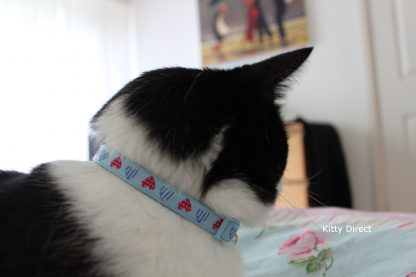 Handmade Hearts Cat Safety Collar Blue