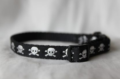 Skull and Crossbones Cat Safety Collar Black