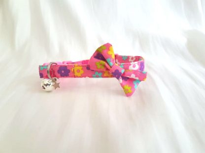 Pink Daisy flower kitten and cat collar with bow