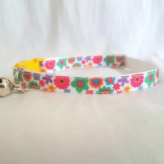 Vibrant flowers Kitten Cat Collar _ 1